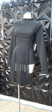 Load image into Gallery viewer, Fashion to figure black top                sz large  Disclaimer: 1 button broken (doesnt effect the wear)
