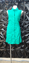 Load image into Gallery viewer, Chicos green top           sz chico 2=lrg
