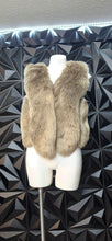 Load image into Gallery viewer, Evelyn K fur vest           sz lrg/xl, Best fitting medium
