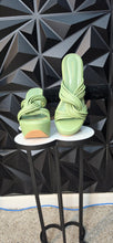 Load image into Gallery viewer, Azaela Wang green chunky heels       sz 6  Disclaimer: some scuffs (pictured)
