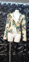 Load image into Gallery viewer, Floral print blazer           sz untagged, best fitting sz lrg
