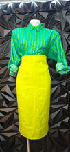 Load image into Gallery viewer, Shein Lime skirt        sz xl (14/16)
