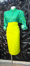 Load image into Gallery viewer, Shein Lime skirt        sz xl (14/16)
