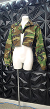 Load image into Gallery viewer, camo cut crop jacket
