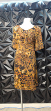 Load image into Gallery viewer, Tiana B animal print dress             sz xlrg
