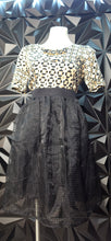 Load image into Gallery viewer, Blue Rain black layered skirt         sz medium
