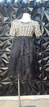 Load image into Gallery viewer, Blue Rain black layered skirt         sz medium
