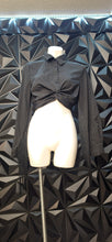 Load image into Gallery viewer, Shein fringe crop top           sz medium
