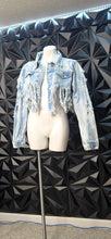 Load image into Gallery viewer, Thrill denim distress crop jacket           sz 3x (fitting lrg-2x)
