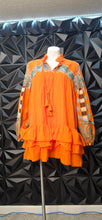 Load image into Gallery viewer, Iris H&amp;M dress/top            sz lrg
