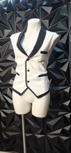 Load image into Gallery viewer, Coofandy black and white vest         sz medium m
