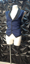 Load image into Gallery viewer, Coofandy blue and black vest              sz medium
