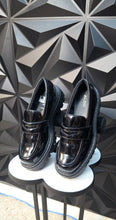 Load image into Gallery viewer, Aldos loafers           sz 7
