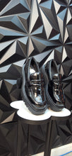 Load image into Gallery viewer, Aldos loafers           sz 7

