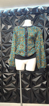 Load image into Gallery viewer, Vintage Notations blouse              sz 18, Best fitting sz 16
