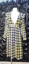 Load image into Gallery viewer, Glamourous plaid dress             sz 12
