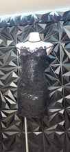 Load image into Gallery viewer, Nite formal sequin dress        sz 6
