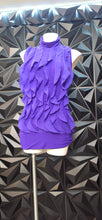 Load image into Gallery viewer, Cable and Gauge purple top           sz lrg

