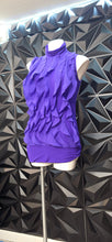 Load image into Gallery viewer, Cable and Gauge purple top           sz lrg
