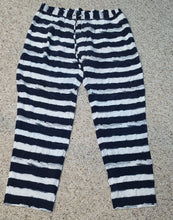 Load image into Gallery viewer, Armani Exchange stripe pants             sz large
