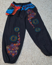 Load image into Gallery viewer, Multiprint jogger pant         sz sm/med
