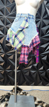 Load image into Gallery viewer, NWT Akira flannel skirt        sz xl, best fitting sz 10/12
