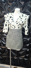 Load image into Gallery viewer, A new day Houndstooth skirt                      sz 12
