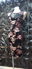 Load image into Gallery viewer, Akira metallic floral print dress      sz medium
