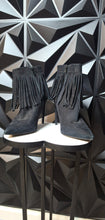 Load image into Gallery viewer, Aldo black fringe heels          sz   8.5
