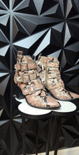 Load image into Gallery viewer, Steve Madden reptile print buckle botties        sz 9    Please read disclaimer
