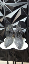 Load image into Gallery viewer, Azalea Wang rhinestone heels        sz 8
