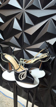Load image into Gallery viewer, Black rhinestone platform heels      sz 38=7

