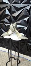 Load image into Gallery viewer, Michael Kors croc heels      sz 10
