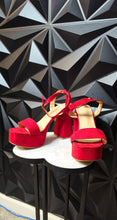 Load image into Gallery viewer, New Charlotte Russe red platform heels          sz 10
