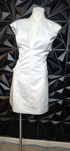Load image into Gallery viewer, BooHoo white dress             sz 14, fittng 12/14

