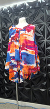 Load image into Gallery viewer, Monroe &amp; Main multicolor top            sz 3x

