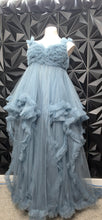 Load image into Gallery viewer, Long tulle dress                sz sm/med
