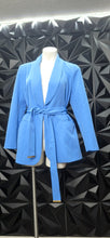 Load image into Gallery viewer, Andrew Mark blue blazer w/belt                sz medium
