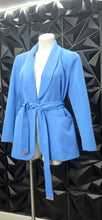 Load image into Gallery viewer, Andrew Mark blue blazer w/belt                sz medium
