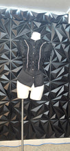 Load image into Gallery viewer, Akira ruffled blouse             sz lrg, best fitting sz medium

