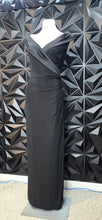 Load image into Gallery viewer, Ralph Lauren long formal dress              sz 10

