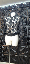 Load image into Gallery viewer, Sheer petal jacket           sz xl, best fitting sz lrg
