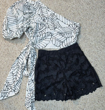 Load image into Gallery viewer, Black shorts and 1 arm top set   sz 6
