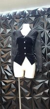 Load image into Gallery viewer, Another Thyme crush velvet top           sz med-large

