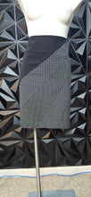 Load image into Gallery viewer, Worthington polka dot skirt               sz 14
