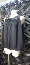 Load image into Gallery viewer, Gracia black leather collar  top          sz large
