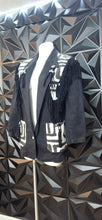 Load image into Gallery viewer, Lori Zoni vintage tasseled blazer/jacket          sz sm-med

