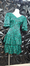 Load image into Gallery viewer, Unbranded layered dress                sz untageed, best fit med (see measurements)
