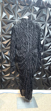 Load image into Gallery viewer, NWT Pretty little Things textures dress        sz 20, bets fitting sz 18
