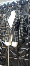 Load image into Gallery viewer, Evan Picone box print blazer               sz 8-10
